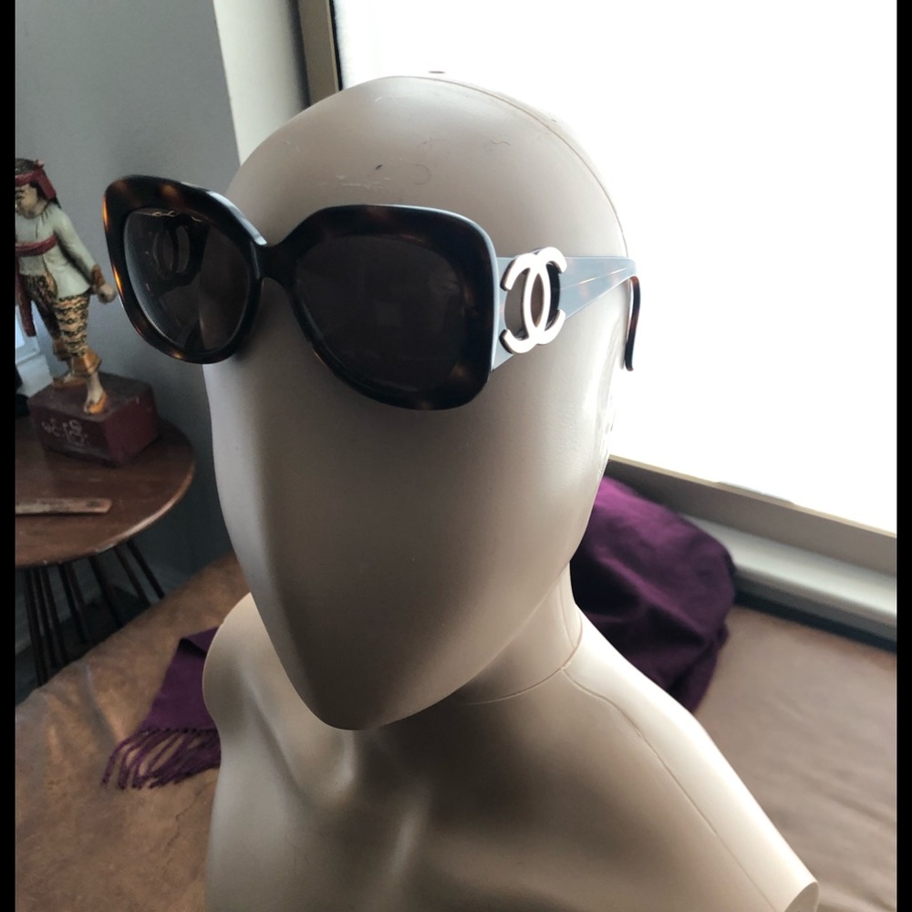 Vintage CHANEL Sunglasses